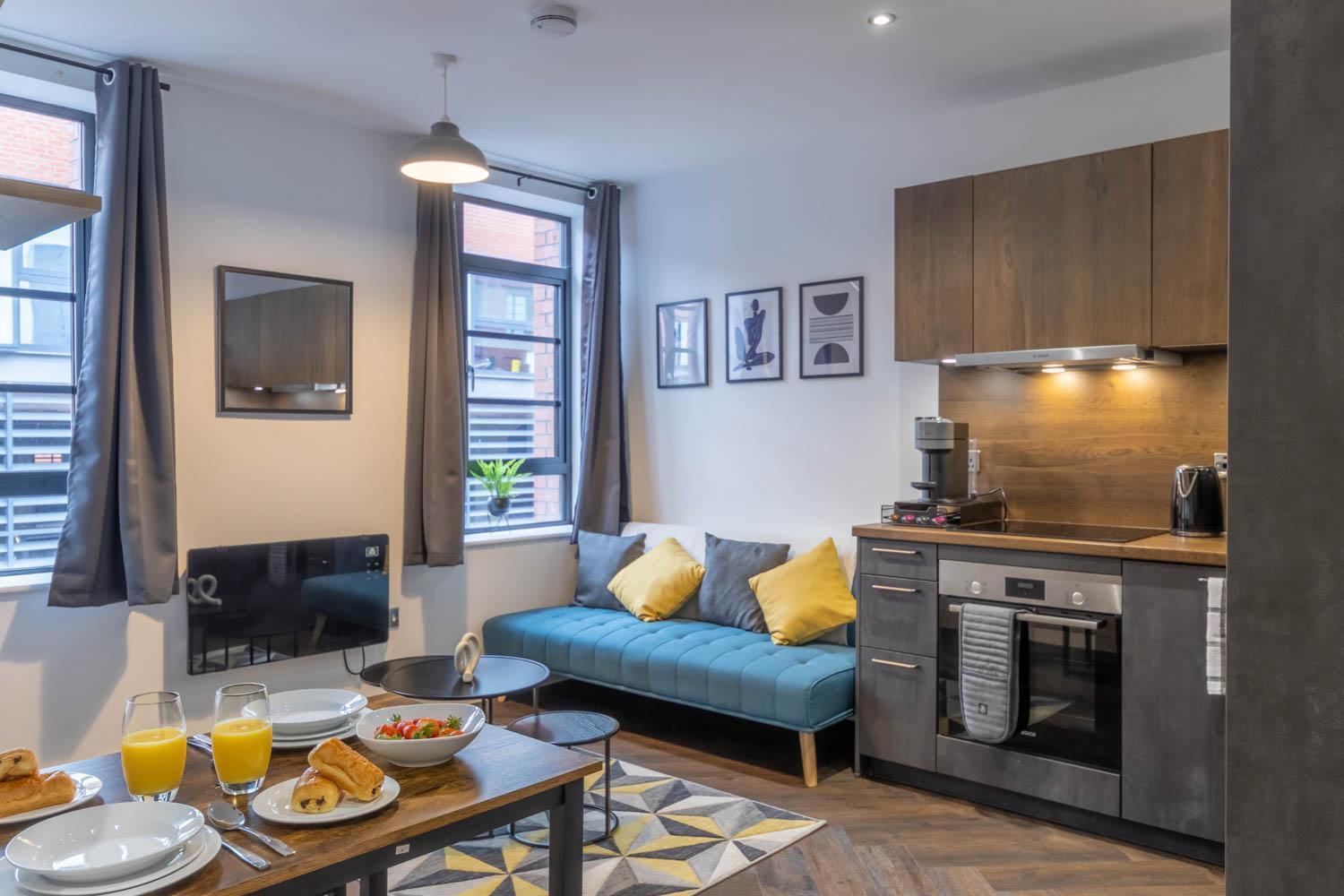 Stunning For Contractors, Professionals Business Needs & Family Trips * Birmingham