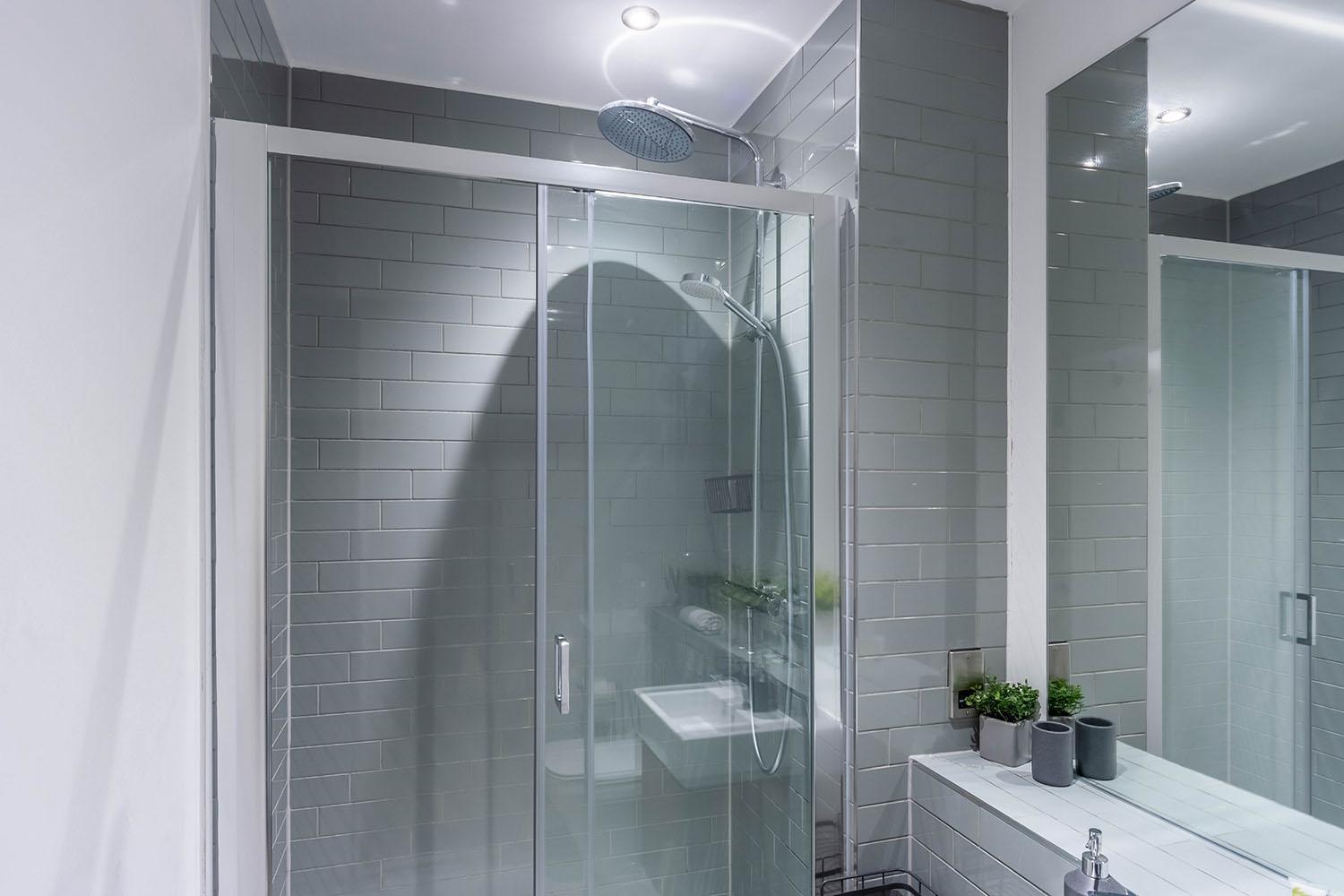 Stunning For Contractors, Professionals Business Needs & Family Trips Apartment Birmingham